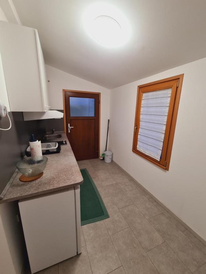 Countryside Apartment Koper Ngoại thất bức ảnh